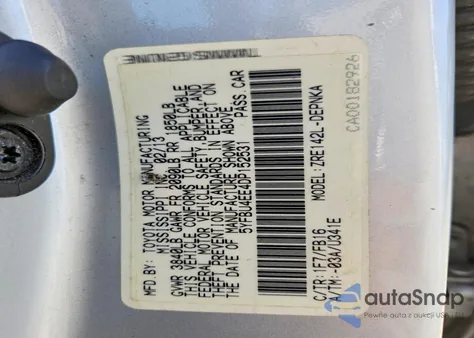 2013 Toyota Corolla Base z USA, uszkodzony, nr VIN 5YFBU4EE4DP152531